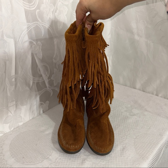 Minnetonka Chestnut Suede Fringe Calf Length Boots - Picture 5 of 10